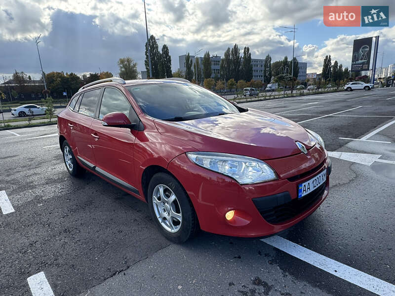 Универсал Renault Megane 2010 в Киеве