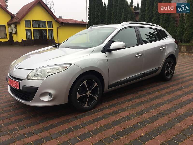 Универсал Renault Megane 2012 в Староконстантинове
