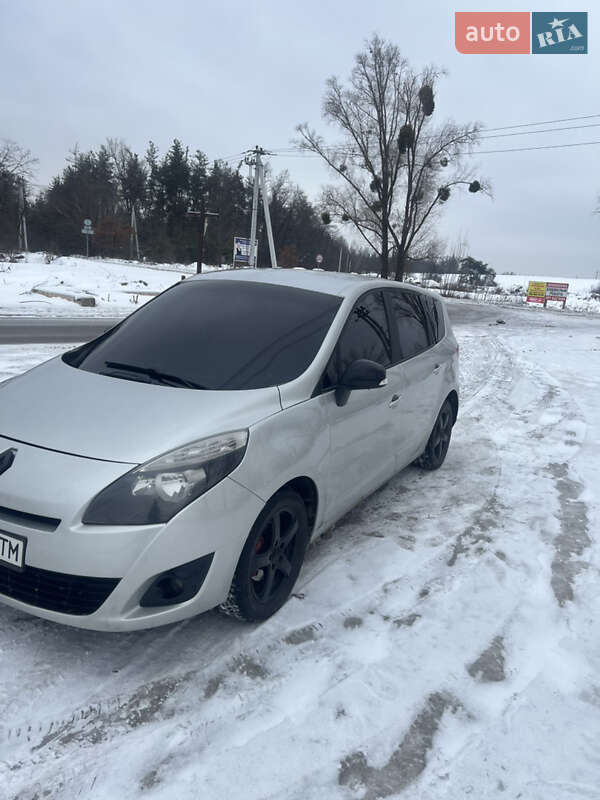 Универсал Renault Megane 2009 в Ромнах