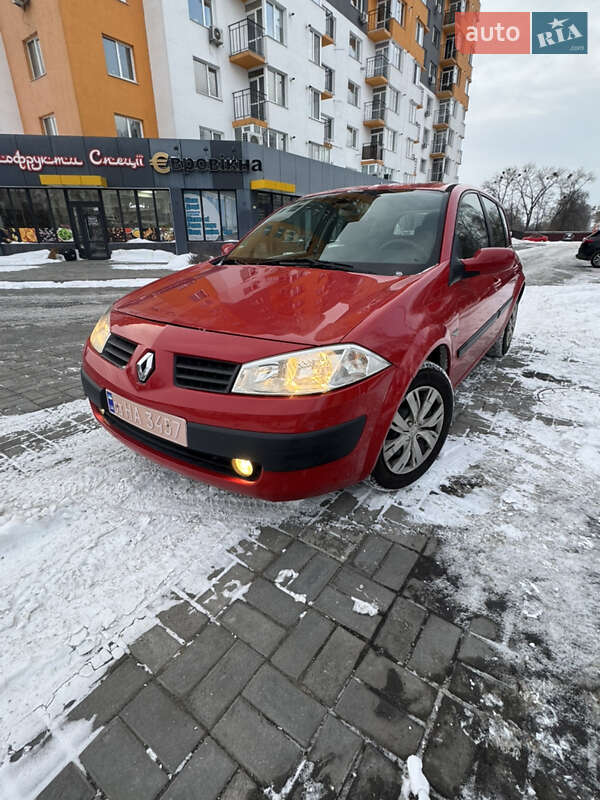 Хэтчбек Renault Megane 2005 в Черкассах Хэтчбек Renault Megane 2005 в Черкассах