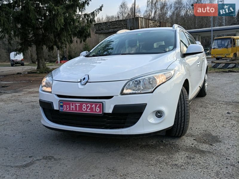 Универсал Renault Megane 2011 в Киверцах