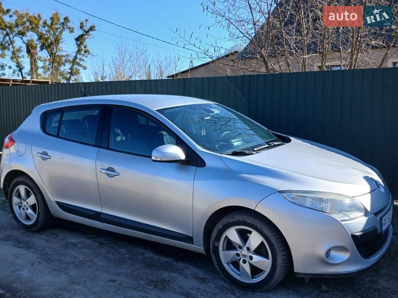 Хетчбек Renault Megane 2011 в Бабинці