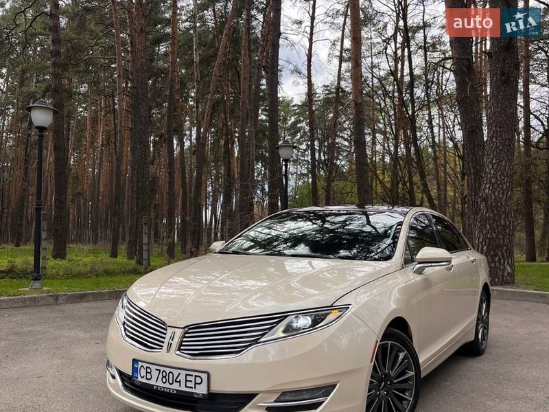 Седан Lincoln MKZ 2015 в Чернигове