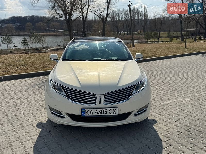 Седан Lincoln MKZ 2013 в Умани