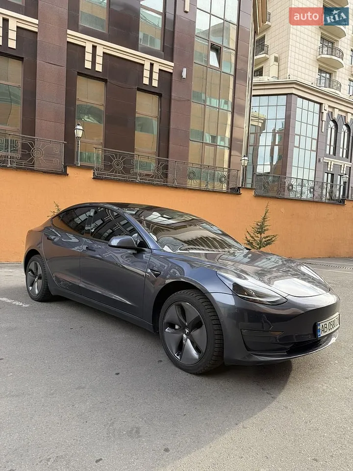 Tesla Model 3 2021 photo 4
