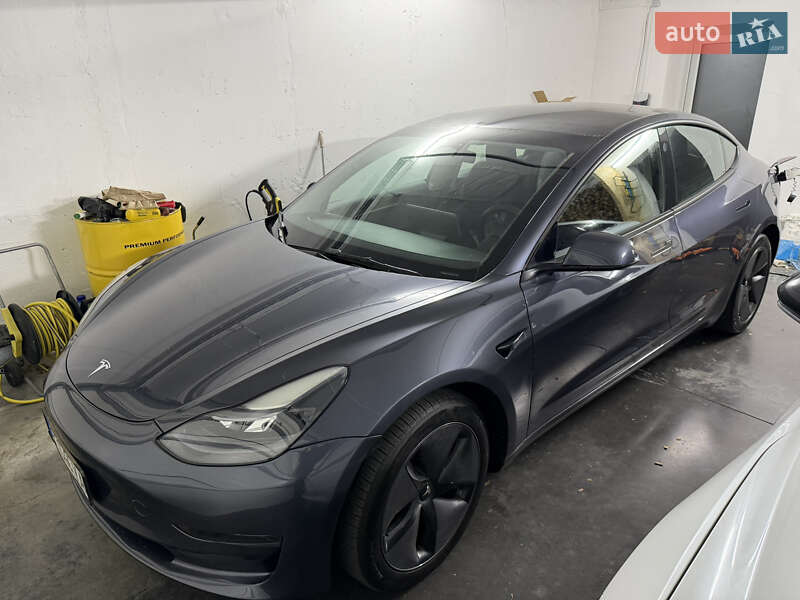 Седан Tesla Model 3 2023 в Одессе Седан Tesla Model 3 2023 в Одессе