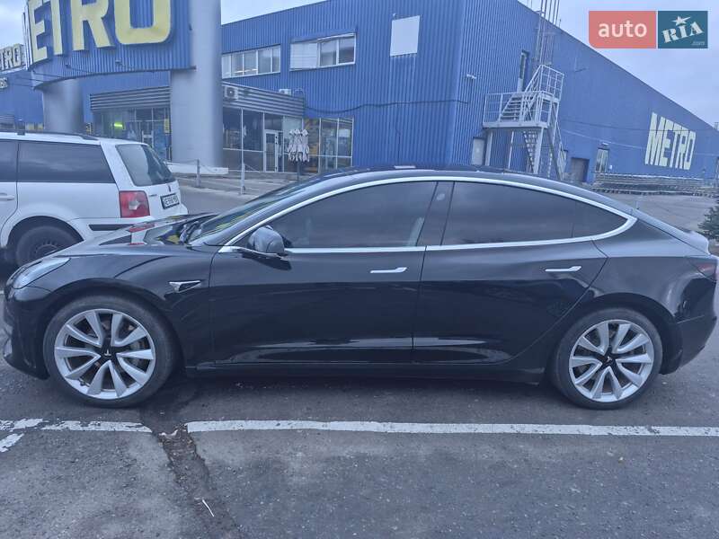 Седан Tesla Model 3 2019 в Днепре Седан Tesla Model 3 2019 в Днепре