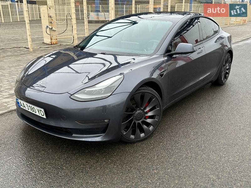 Седан Tesla Model 3 2021 в Харькове