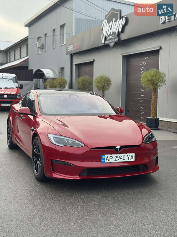 Лифтбек Tesla Model S 2021 в Запорожье