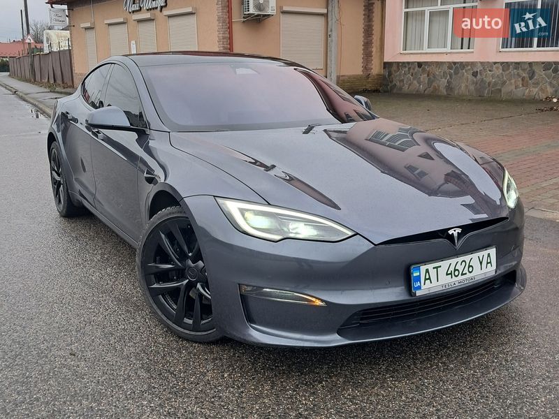Ліфтбек Tesla Model S 2021 в Коломиї