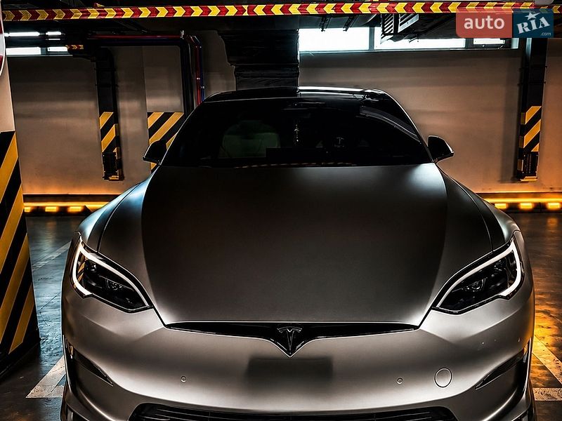 Лифтбек Tesla Model S 2021 в Одессе