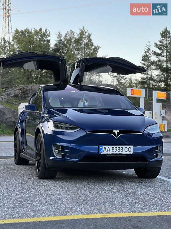 Внедорожник / Кроссовер Tesla Model X 2017 в Киеве