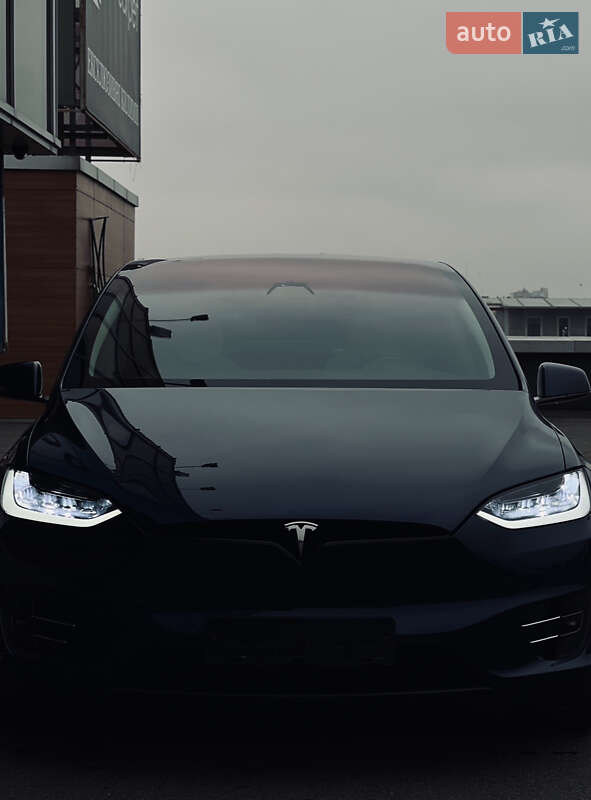 Внедорожник / Кроссовер Tesla Model X 2018 в Киеве