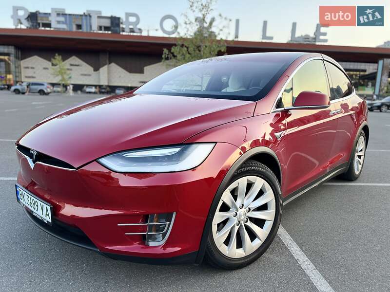 Внедорожник / Кроссовер Tesla Model X 2017 в Киеве