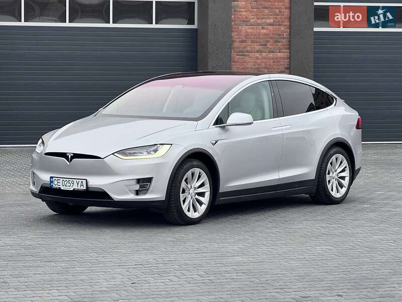 Позашляховик / Кросовер Tesla Model X 2018 в Полтаві