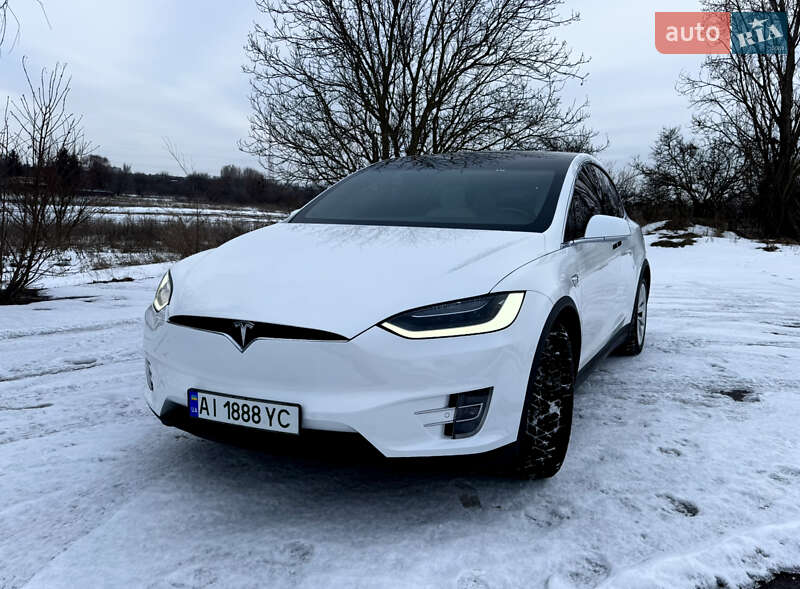 Внедорожник / Кроссовер Tesla Model X 2018 в Киеве
