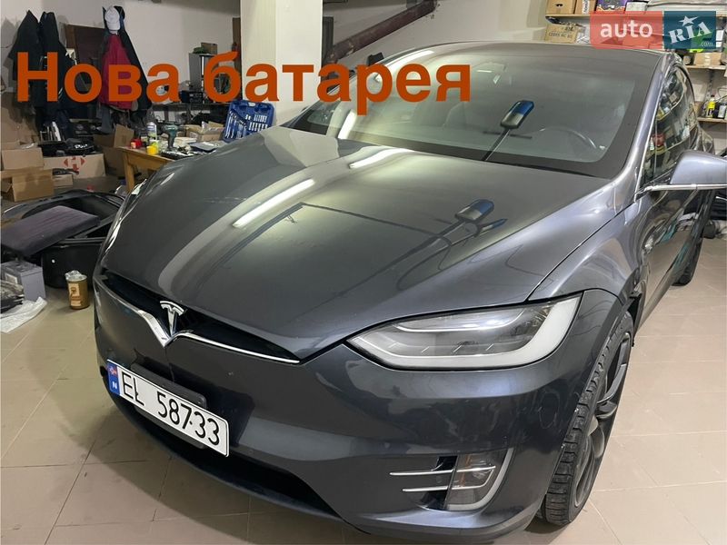 Позашляховик / Кросовер Tesla Model X 2018 в Бродах