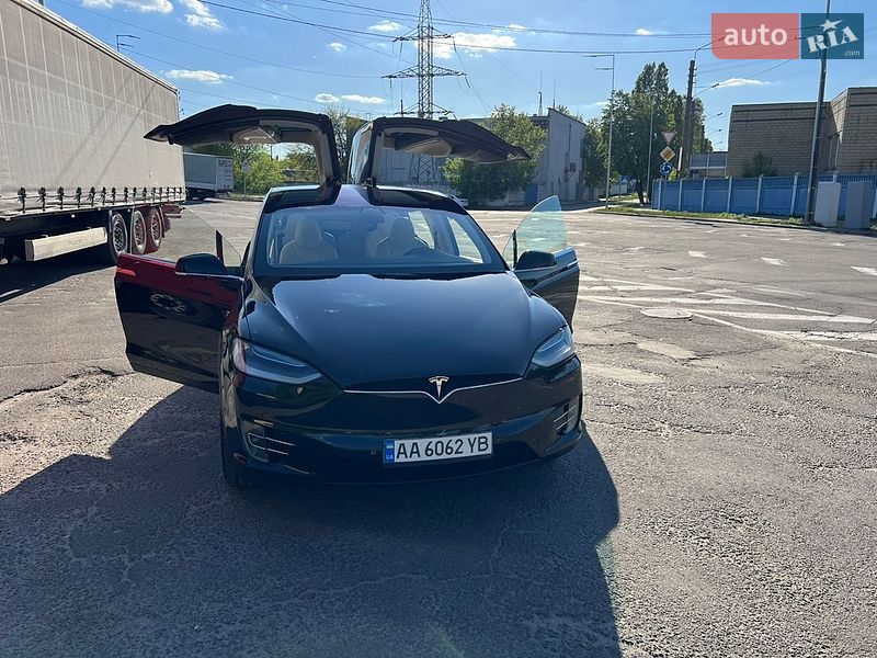 Внедорожник / Кроссовер Tesla Model X 2018 в Киеве Внедорожник / Кроссовер Tesla Model X 2018 в Киеве