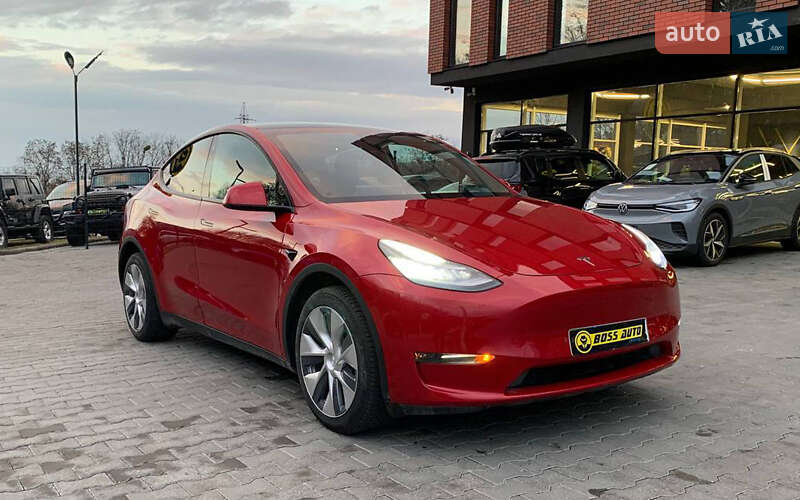 Внедорожник / Кроссовер Tesla Model Y 2020 в Черновцах