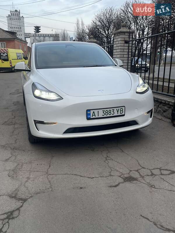 Позашляховик / Кросовер Tesla Model Y 2023 в Білій Церкві