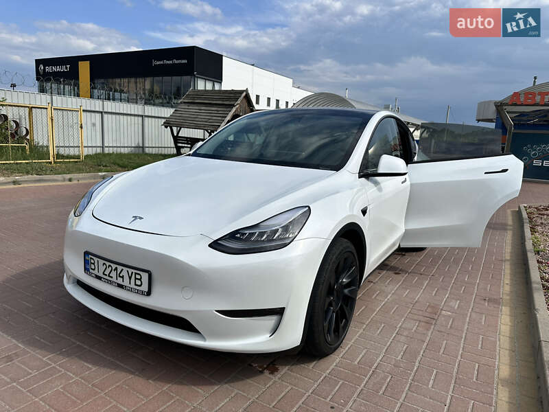 Внедорожник / Кроссовер Tesla Model Y 2023 в Полтаве