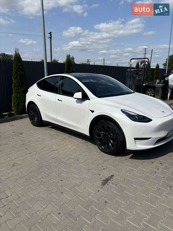 Внедорожник / Кроссовер Tesla Model Y 2021 в Рудки