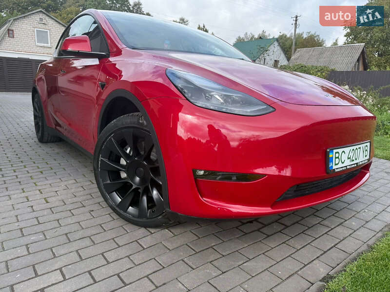 Внедорожник / Кроссовер Tesla Model Y 2023 в Львове