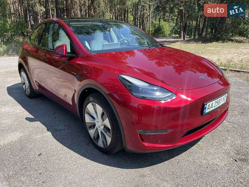 Внедорожник / Кроссовер Tesla Model Y 2024 в Киеве Внедорожник / Кроссовер Tesla Model Y 2024 в Киеве