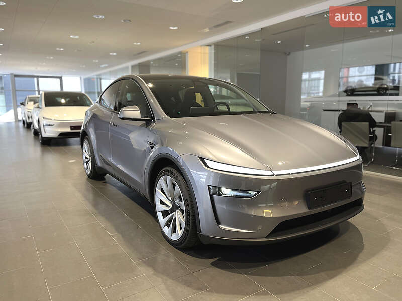 Внедорожник / Кроссовер Tesla Model Y 2025 в Хмельницком