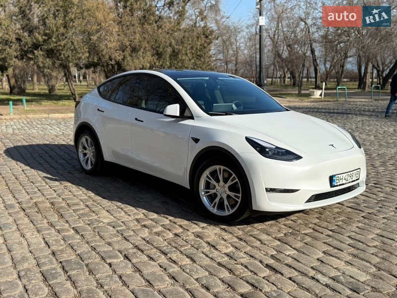 Внедорожник / Кроссовер Tesla Model Y 2023 в Одессе