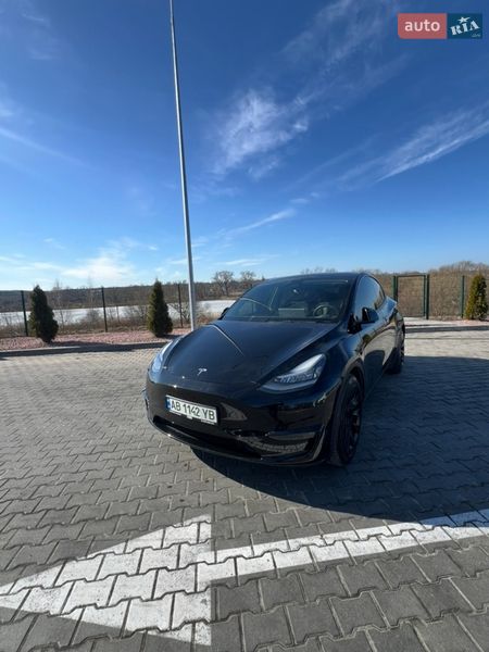 Внедорожник / Кроссовер Tesla Model Y 2021 в Виннице