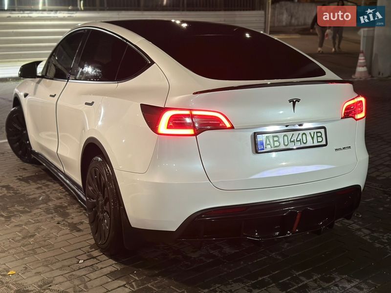 Внедорожник / Кроссовер Tesla Model Y 2023 в Виннице