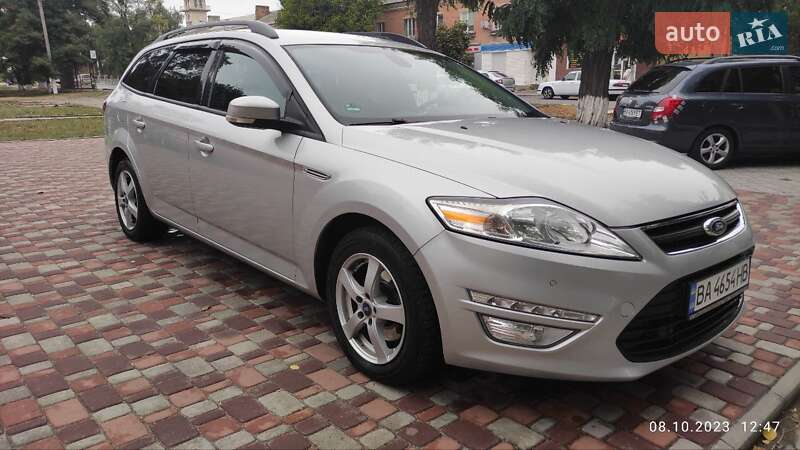 Универсал Ford Mondeo 2011 в Знаменке
