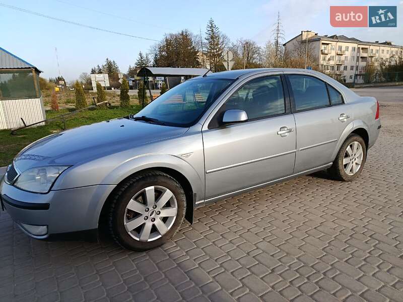 Седан Ford Mondeo 2004 в Скале-Подольской Седан Ford Mondeo 2004 в Скале-Подольской
