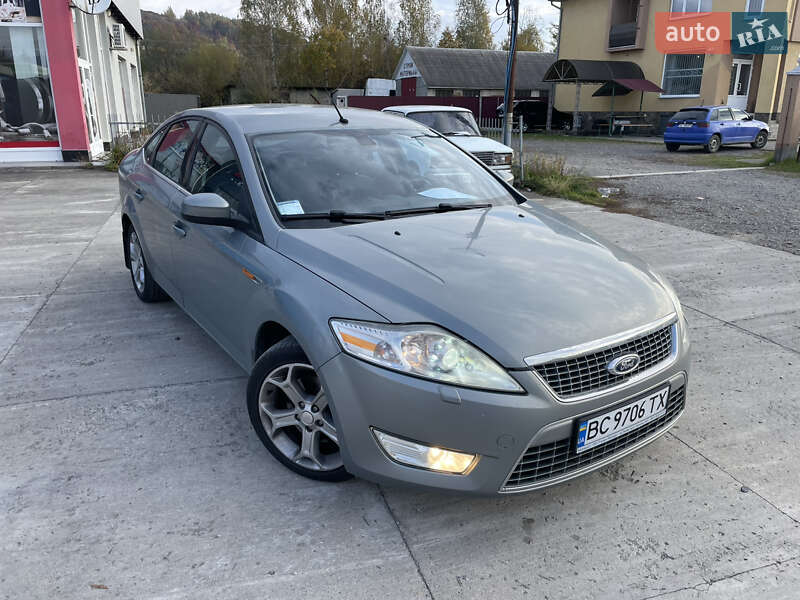 Седан Ford Mondeo 2008 в Солотвине