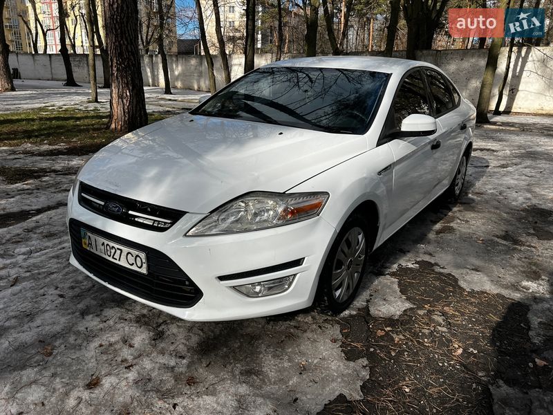 Седан Ford Mondeo 2011 в Киеве