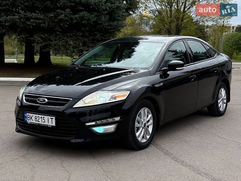 Седан Ford Mondeo 2012 в Ровно