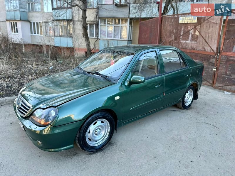 Хэтчбек Geely MR 2008 в Черновцах