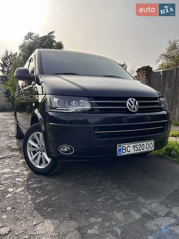 Минивэн Volkswagen Multivan 2011 в Кривом Роге
