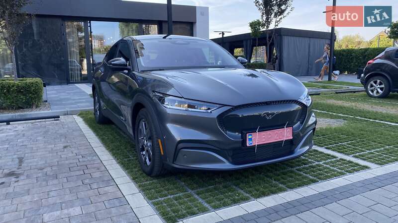 Внедорожник / Кроссовер Ford Mustang Mach-E 2021 в Ужгороде Внедорожник / Кроссовер Ford Mustang Mach-E 2021 в Ужгороде