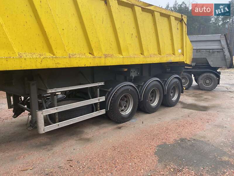 Самосвал полуприцеп KH-KIPPER N3O 2004 в Киеве