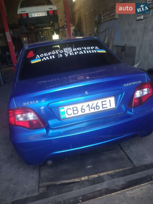 Седан Daewoo Nexia 2010 в Славутиче