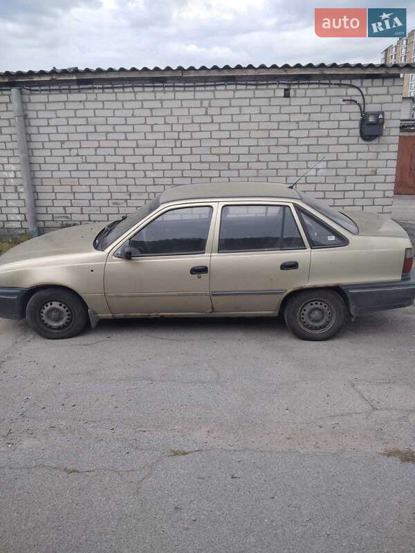 Седан Daewoo Nexia 2007 в Житомире