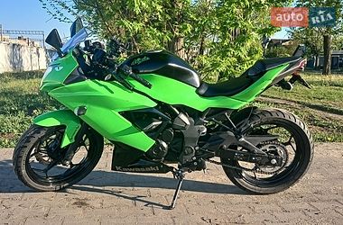 Спортбайк Kawasaki Ninja 250R 2015 в Вишгороді Спортбайк Kawasaki Ninja 250R 2015 в Вишгороді