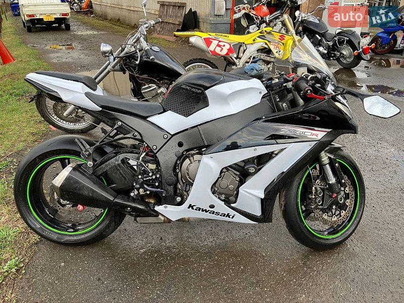 Спортбайк Kawasaki Ninja ZX-10R 2012 в Ровно Спортбайк Kawasaki Ninja ZX-10R 2012 в Ровно