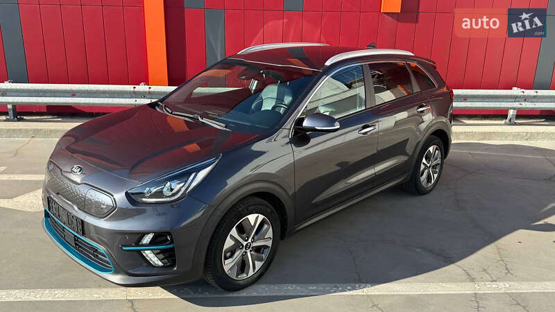 Внедорожник / Кроссовер Kia Niro 2020 в Киеве
