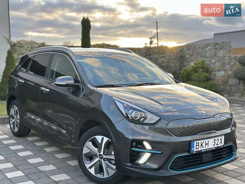 Позашляховик / Кросовер Kia Niro 2021 в Стрию Позашляховик / Кросовер Kia Niro 2021 в Стрию