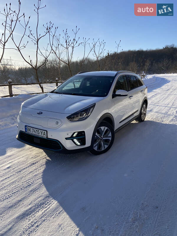 Внедорожник / Кроссовер Kia Niro 2019 в Ровно