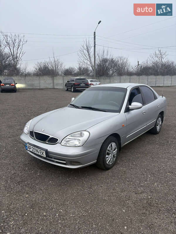 Седан Daewoo Nubira 2003 в Запорожье