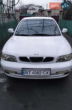 Седан Daewoo Nubira 1998 в Херсоні Седан Daewoo Nubira 1998 в Херсоні